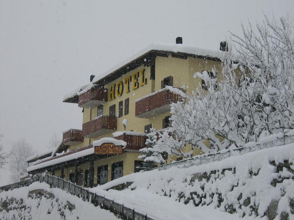 Hotel Rendez-Vous - Aymavilles ภายนอก รูปภาพ