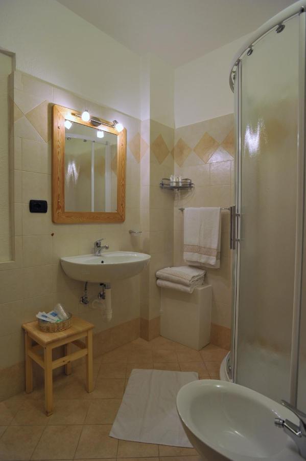 Hotel Rendez-Vous - Aymavilles ห้อง รูปภาพ