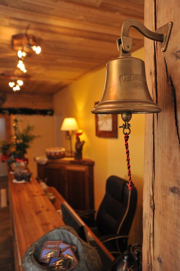 Hotel Rendez-Vous - Aymavilles ภายนอก รูปภาพ